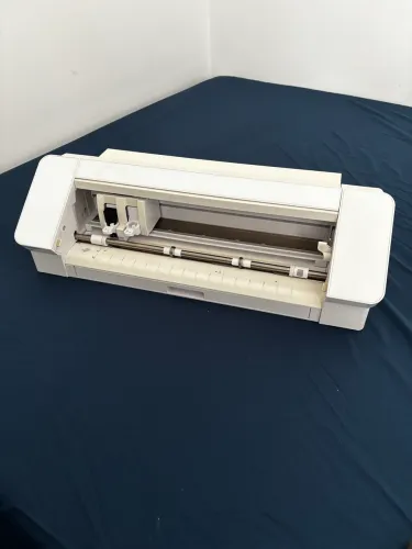 Silhouette Cameo 4 - Usada - Funcionando 100%