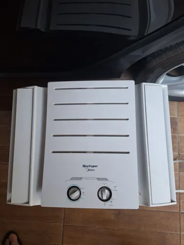 Ar condicionado de janela 7500BTU 127V