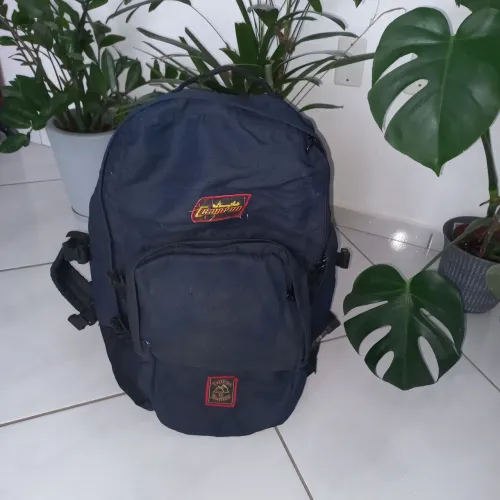 Mochila para trilha e acampamento 75l