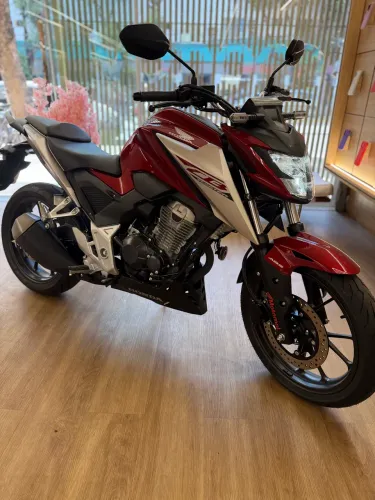 Cb 300F Twister nova zerooooo