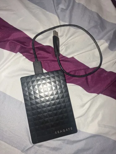 HD externo seagate 2TB em excelente estado