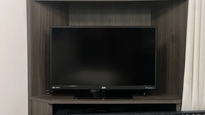TV STI 32? LED HD