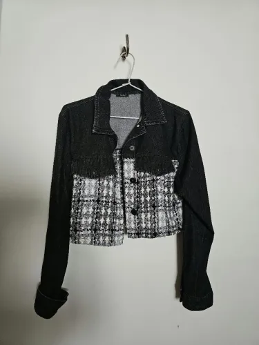 Jaqueta e blusas manga longa (P e PP) 70 a 100 reais