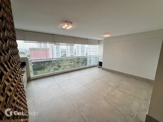 Apartamento no Recanto Jacarandá à venda