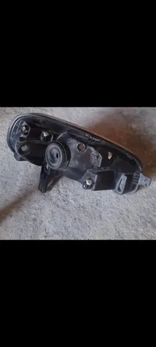 Farol para Fiat UNO ano 2017 lado esquerdo