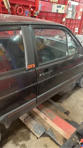 Volkswagen Gol Geração I GTS 1.8 8V Álcool Mec. 2P 1988