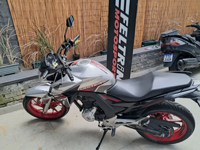 Honda CB TWISTER 250