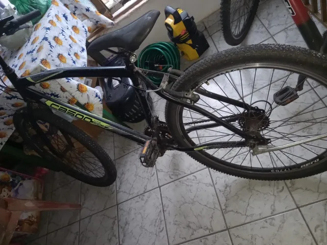 Bike seminova valor R$ 450,00, tem nota fiscal