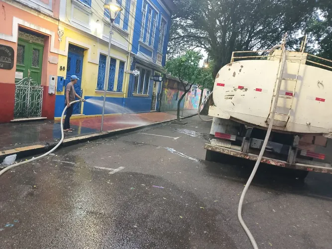 Caminhão pipa