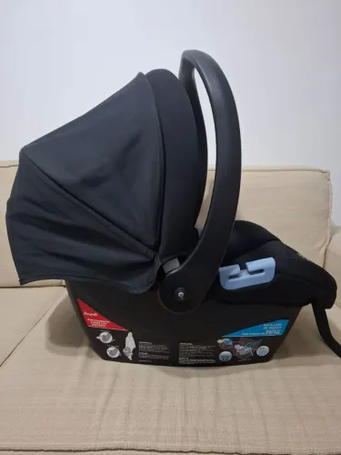 Bebê conforto borigotto