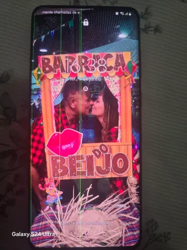 Celular s20 plus com problema na tela