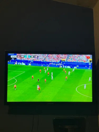 TV Samsung 40 LED Full HD (UN40D5500) | Excelente Estado