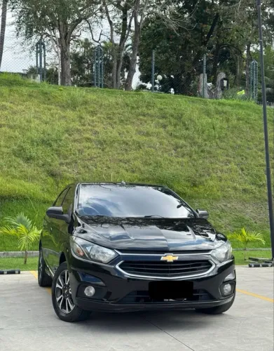 Chevrolet Onix Hatch LTZ 1.4 8V Flex Power Mec. 4P 2014