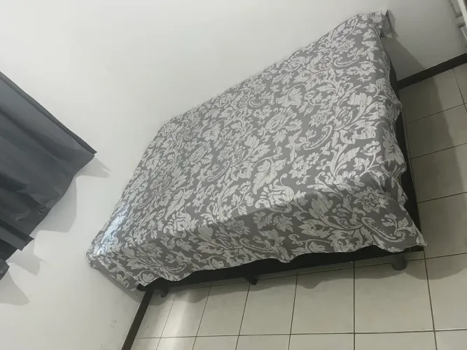 Vendo essa cama de casal