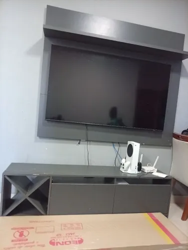 Painel com rack