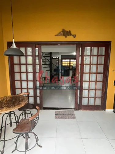 VENDE-SE | CASA EM CONDOMÍNIO | MASSAGUAÇU