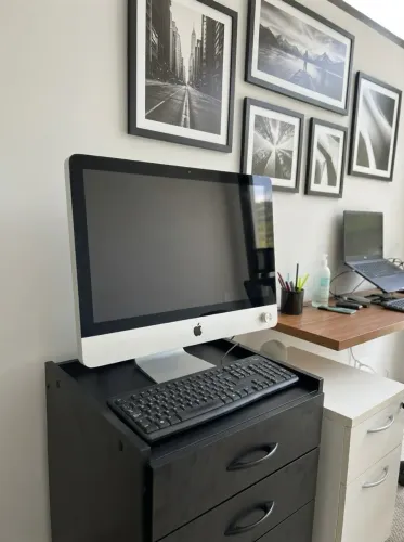 iMac 21,5" (Mid 2010) - Intel Core i3 / 12GB RAM / SSD 480GB - Excelente Estado!