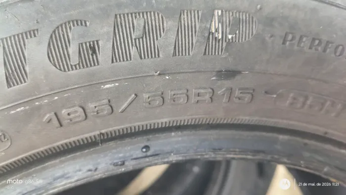 Pneus 195/55/15.