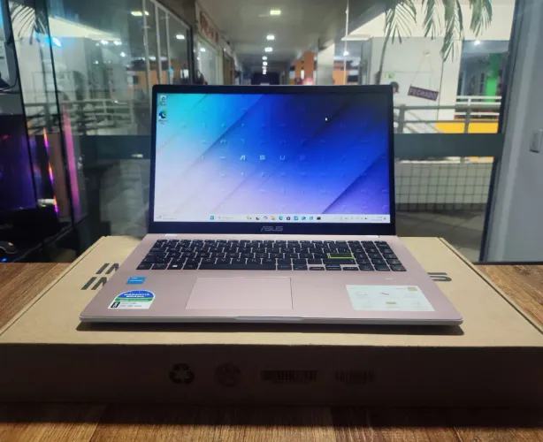 Notebook Asus Super Novo Na Caixa Com Garantia 