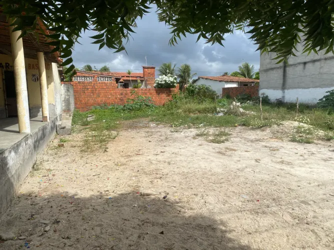 Terreno em Pindoretama, tamanho 10x25