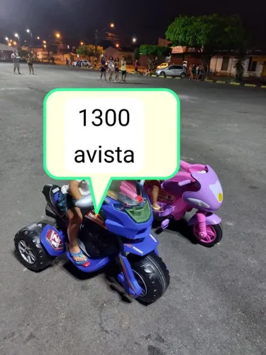 Carrinho elétrico infantil