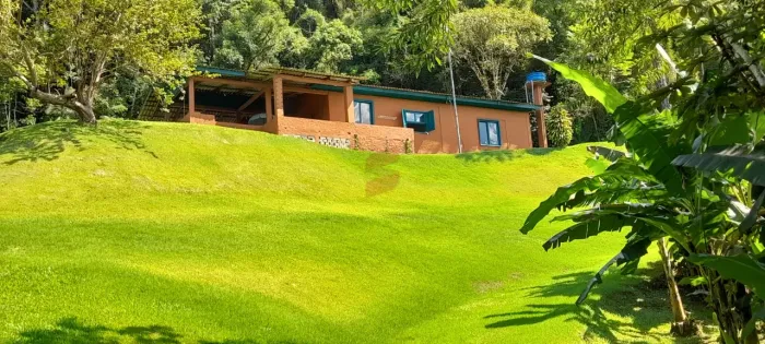 CHÁCARA à venda com 411400m² por R$ 2.400.000,00 no bairro Porto de cima - MORRETES / PR
