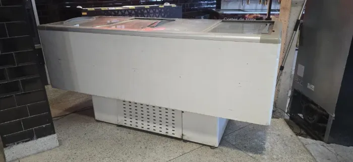 Ilha Fricon 2 metros congelados 220V