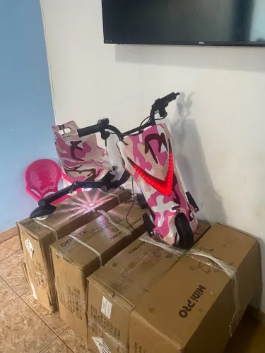 Triciclo elétrico valor 1,600 *