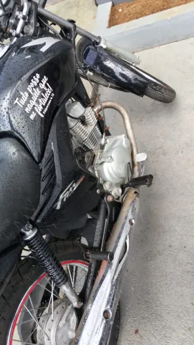 Vendo essa moto Fan 150