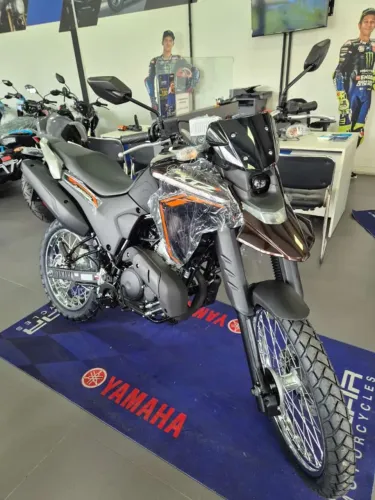 Yamaha Lander ABS Connected 2026/2026 A*