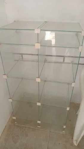 Balcão de vidro 4 partes