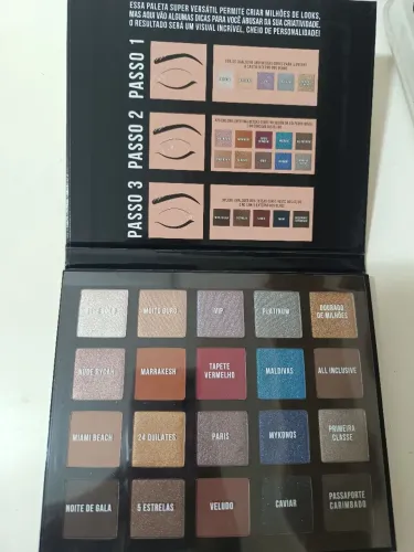 Paleta de Sombras Avon Million Looks 20 Cores - Nova