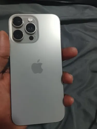 IPHONE 16 PRO MAX 256 GB ESTADO DE NOVO