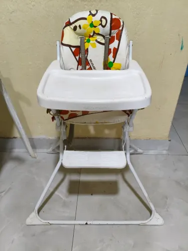 Cadeirinha de alimentação GALZERANO