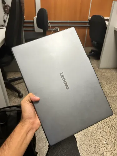 ? Vendo Notebook Lenovo Slim 3 (15IRH10) - Impecável?