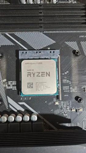 Processador AMD Ryzen 9 3900 (12 Núcleos / 24 Threads) - AM4