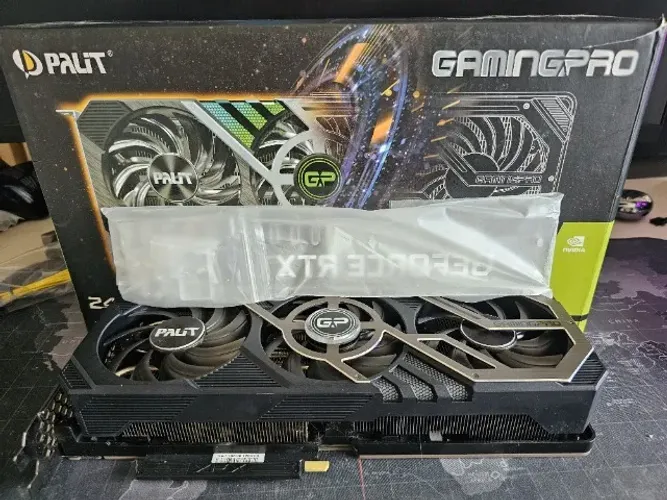Placa de vídeo Nvidia RTX 3090 24GB