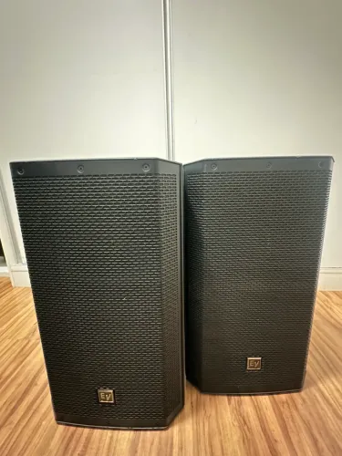 VENDO DUAS CAIXAS ELECTRO VOICE ZLX 12P