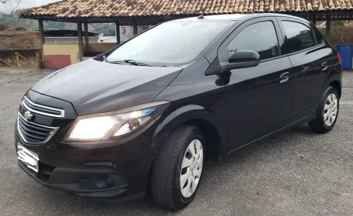 Chevrolet Onix Hatch LT 1.4 8V Flex Power Mec. 4P 2015