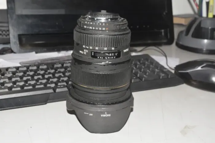 Lente sigma 24 x 70 2.8