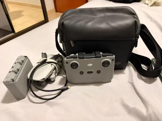 Drone DJI Mini 2 - Combo Fly More