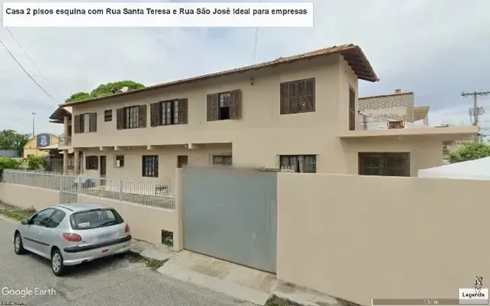 Balneário do Estreito casa 2 pisos de esquina ideal para empresas