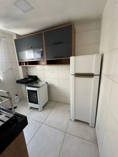Vende-se Geladeira e Fogão 
