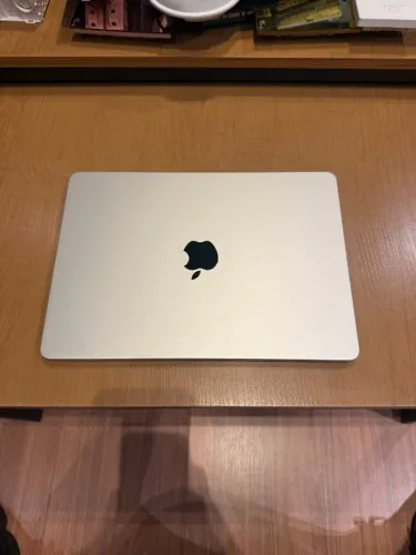 Macbook Air -  M4