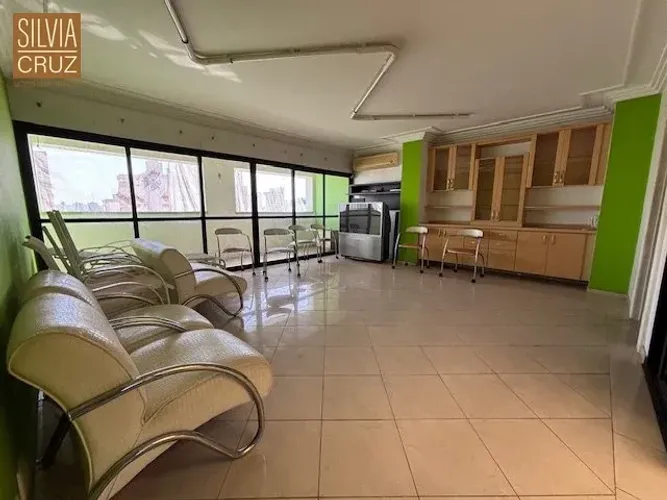 Apartamento triplex, cobertura, com piscina, no centro Ref.:632