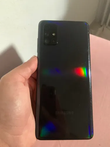 SAMSUNG A71 