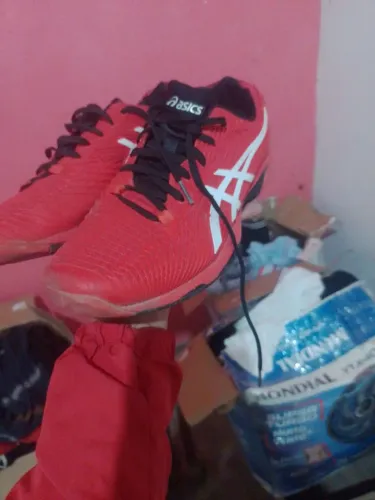 Tênis asics Original N40.