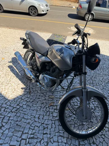 Titan 2008 partida Elétrica único dono bem conservada e Revisada  