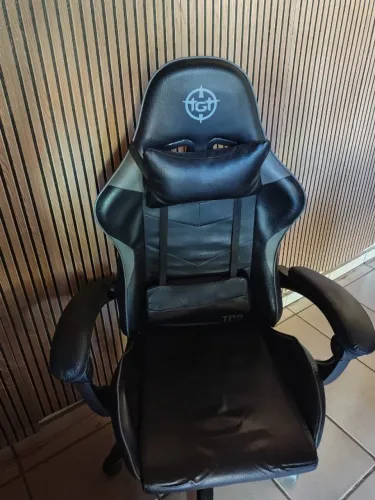 Vendo Cadeira Gamer TGT