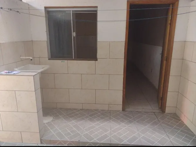 Kitinete em Olaria lado das 5 bocas